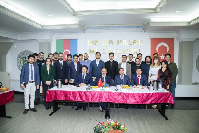 Azərbaycanlı və Türkiyəli Tələbələr İftar Süfrəsində Bir Araya Gəldi