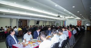 GYF-də Universitet Tələbələri Üçün İftar Süfrəsi Açıldı