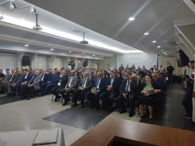 GYF-də 44 Günlük Vətən Müharibəsinə Həsr Edilmiş Kitab Təqdimatı Keçirilib