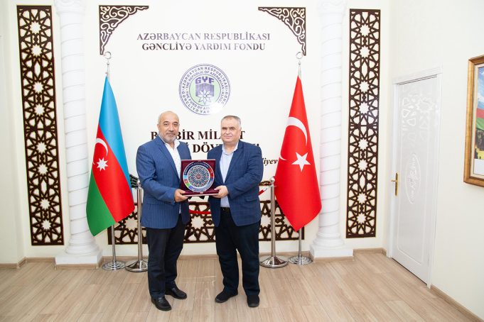Türkiyənin Muş Alparslan Universitetinin Rektoru GYF-nin Qonağı Olub