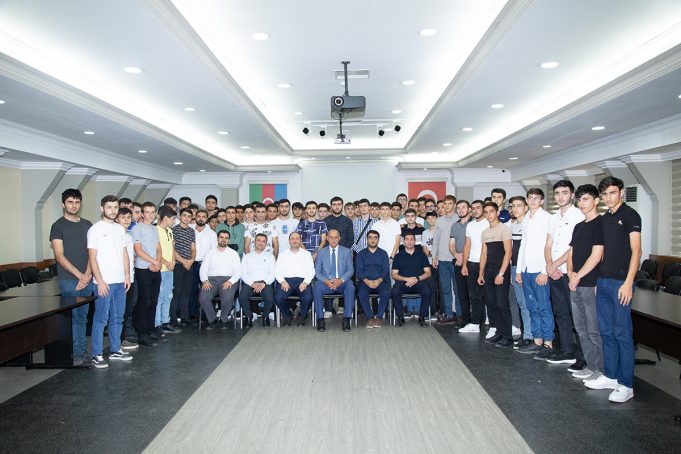 GYF-də “Vətənpərvərlik = Qalibiyyət” Adlı Seminar Keçirildi