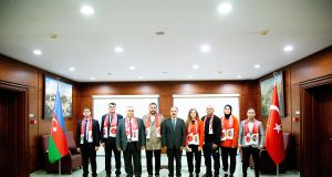 “Ənənəvi Oxçuluq Məktəbi” Layihəsinin Təşkilatçıları T.C. Bakü Büyükelçisini Ziyarət Etdi