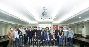 BİGA-da Gələcəyə Yön Verən Gənclik Adlı Seminar Keçirildi