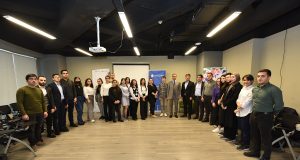 8 Noyabr Zəfər Günümüzlə Əlaqədar Milli Məclisin Deputatı Ramil Həsənlə Görüş Keçirilib