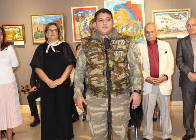 Zəfər Gününə Həsr Olunmuş “Kiçik Ürəklərdə Zəfər Rəngləri” Adlı Rəsm Sərgisi Baş Tutdu