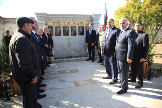 Xəzər Rayonunda Şəhidlərin Xatirəsi Əbədiləşdirilib