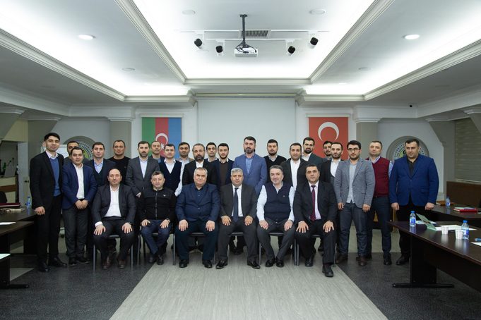 GYF-də “Təsirli Ünsiyyət və Liderlik” Adlı Seminar Keçirildi