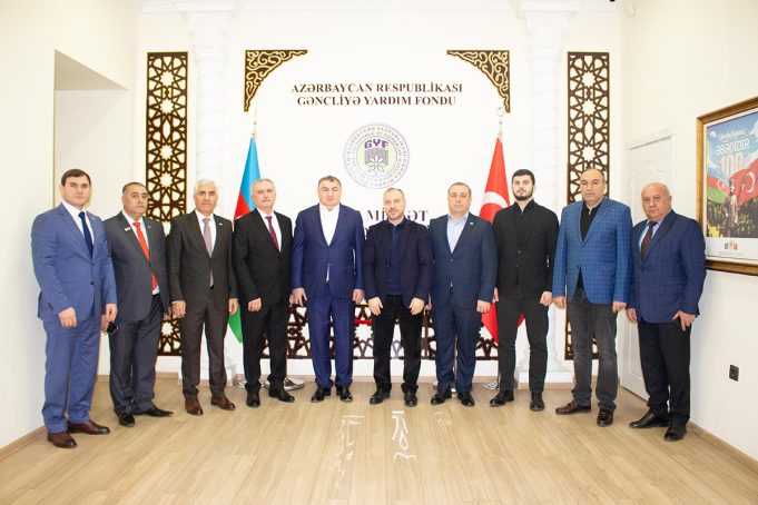 Dünya Ahıska Türkləri Birliyi Gəncliyə Yardım Fondunu Ziyarət Edib