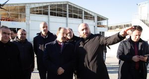 Türkiyənin Azərbaycandakı Səfiri Cahit Bağcı “Qardaş Köməyi” Platformasının Yardım Toplama Məntəqəsini Ziyarət Edib