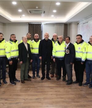 “Qardaş Köməyi” Platformasini Təmsil Edən Heyət Türkiyədəki Zəlzələ Bölgəsində Səfərdədir