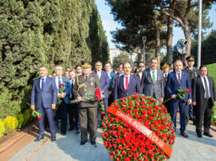 GYF Rəhbərliyi Ümummilli Lider Heydər Əliyevin Məzarını Ziyarət Edib