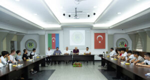 İntellektual İnkişaf Naminə İB-nin Könüllüləri GYF-ni Ziyarət Etdi