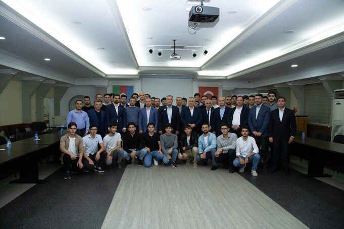 Türkiyə Kosmik Agentliyinin Prezidenti Serdar Hüseyin Yıldırım BİGA Tələbələri İlə Görüşüb