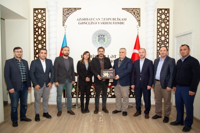 Türk Sənət Akademiyasının Təsisçisi Erhan Ufak GYF-ni Ziyarət Etdi
