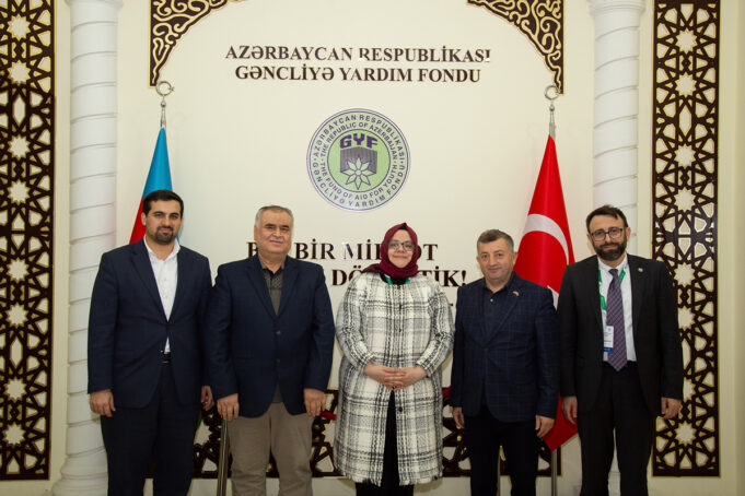 Türkiyənin Sabiq Ailə, Əmək və Sosial Xidmətlər Naziri GYF-ni Ziyarət Edib
