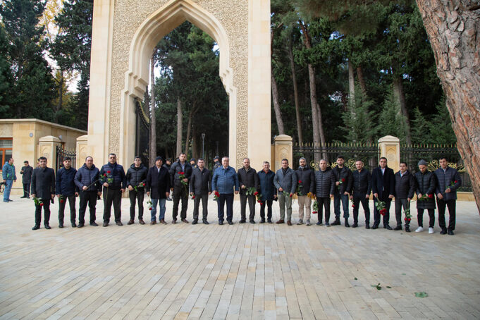 Ümummilli Lider Heydər Əliyevin Məzari Ziyarət Edildi