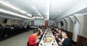 GYF-də Ənənəvi İftar Süfrələri Davam Edir