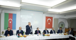 Elm Adamları GYF-nin Ənənəvi İftar Süfrəsində Bir Araya Gəldi