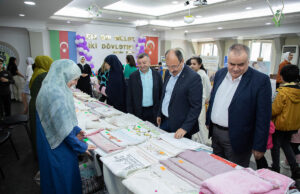 T. C. Bakı Böyükelçisi Əl İşləri Xeyriyyə Sərgisini Ziyarət Edib