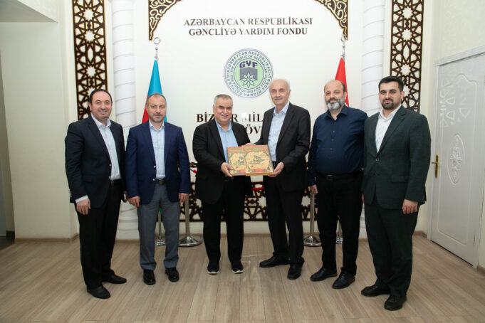 Beynəlxalq İslam Düşüncə Vəqfi İdarə Heyətinin Üzvü GYF-ni Ziyarət Edib