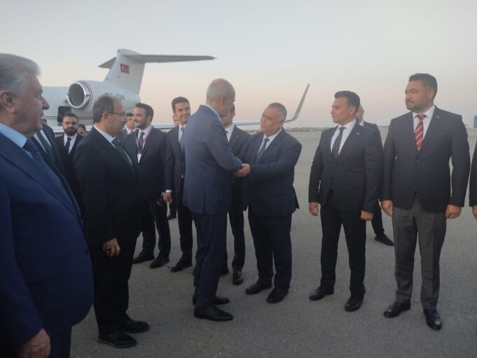 GYF Prezidenti Ahmet Tecim TBMM Sədri Numan Kurtuluşun Qarşılanma Mərasimində İştirak Edib