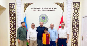 Məşhur Türkiyəli Rejissor Osman Doğan Gəncliyə Yardım Fondunun Qonağı Olub