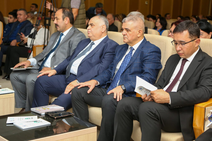 DGTYB-nin Yubiley Mərasimində GYF Rəhbəri Medalla Təltif edilib