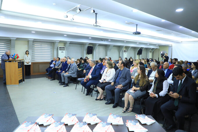 GYF-də Rəşad Məcidin 60 İllik Yubileyinə Həsr Edilmiş Kitab Təqdimatı Keçirilib