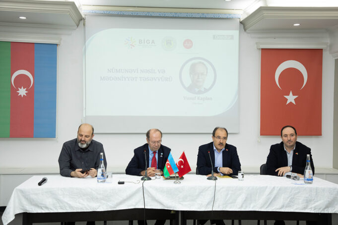 Yusuf Kaplan GYF-də Tələbələrdə Görüşüb