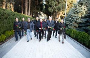 GYF-nin Nümayəndələri Ümummilli Lider Heydər Əliyevin Məzarını Ziyarət Edib