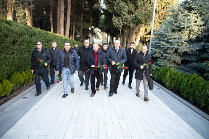 GYF-nin Nümayəndələri Ümummilli Lider Heydər Əliyevin Məzarını Ziyarət Edib