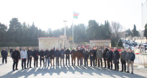 GYF Kollektivi Şəhidlər Xiyabanını Ziyarət Edib