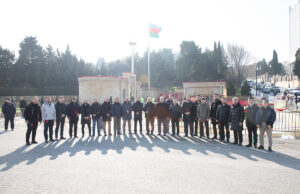 GYF Kollektivi Şəhidlər Xiyabanını Ziyarət Edib