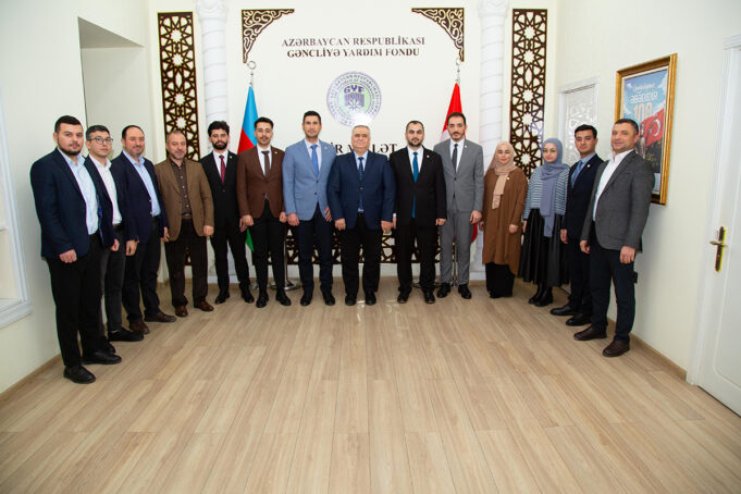 Beynəlxalq Demokratlar Birliyinin (UID) Gənclər Təşkilatının Nümayəndələri Gəncliyə Yardım Fondunu Ziyarət Edib