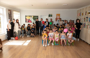 Gəncliyə Yardım Fondu Valideyn Himayəsindən Məhrum Uşaqları Sevindirdi