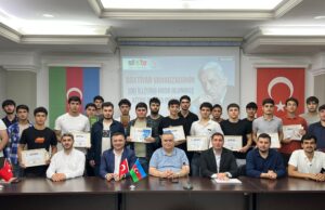 Bəxtiyar Vahabzadənin 100 İlliyinə Həsr Olunmuş Kitab Oxuma Proqramı Keçirilib