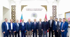 Professor Cəlal Ərbay Gəncliyə Yardım Fondunun Qonağı Olub