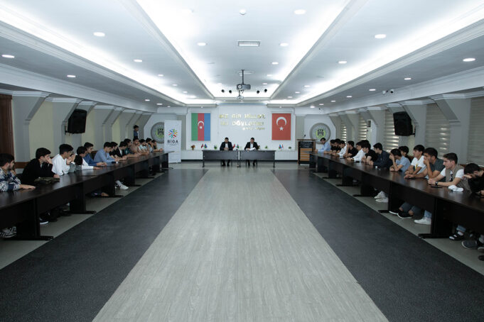 Bakı İstedadlı Gənclər Akademiyasının Üzvləri İlə Görüş Keçirilib