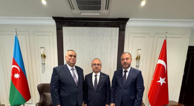 GYF Rəhbərliyi Türkiyənin Azərbaycandakı Səfiri Professor Birol Akgün ilə Görüşüb