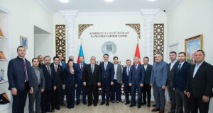 YTB-nin sədri Abdulhadi Turus Gəncliyə Yardım Fondunu Ziyarət Edib