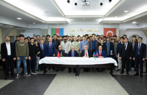 Türkiyənin Azərbaycandakı Səfiri Professor Birol Akgün GYF-də Gənclərlə Görüşüb