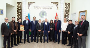 “15 Temmuz Derneği”nin Rəhbərliyi və Şəhid Ailələri GYF-ni Ziyarət Edib