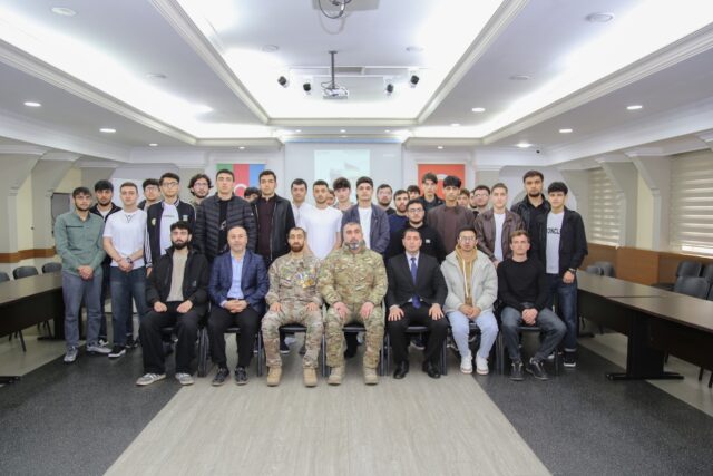 GYF-də Vətən Müharibəsi Qaziləri İstedadlı Gənclərlə Görüşüblər