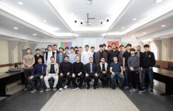 BİGA-da “Karyerada Natiqliyin Rolu” Mövzusunda Seminar Keçirilib