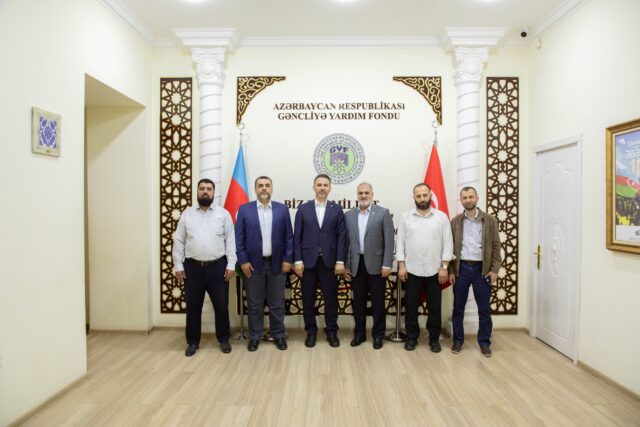 Yetim Vəqfinin Təsisçisi və Sabiq Sədri Mehmet Gülsatar GYF-ni Ziyarət Edib