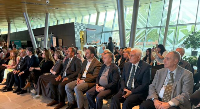 GYF Rəhbərliyi “Bir Mədəniyyət Xəzinəsi” Sərgisinin Açılış Mərasimində İştirak Edib