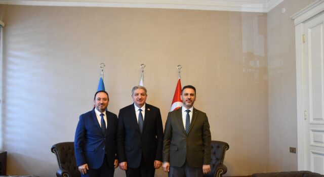 Gəncliyə Yardım Fondunun Rəhbərliyi TİKA Bakı Nümayəndəliyini Ziyarət Edib
